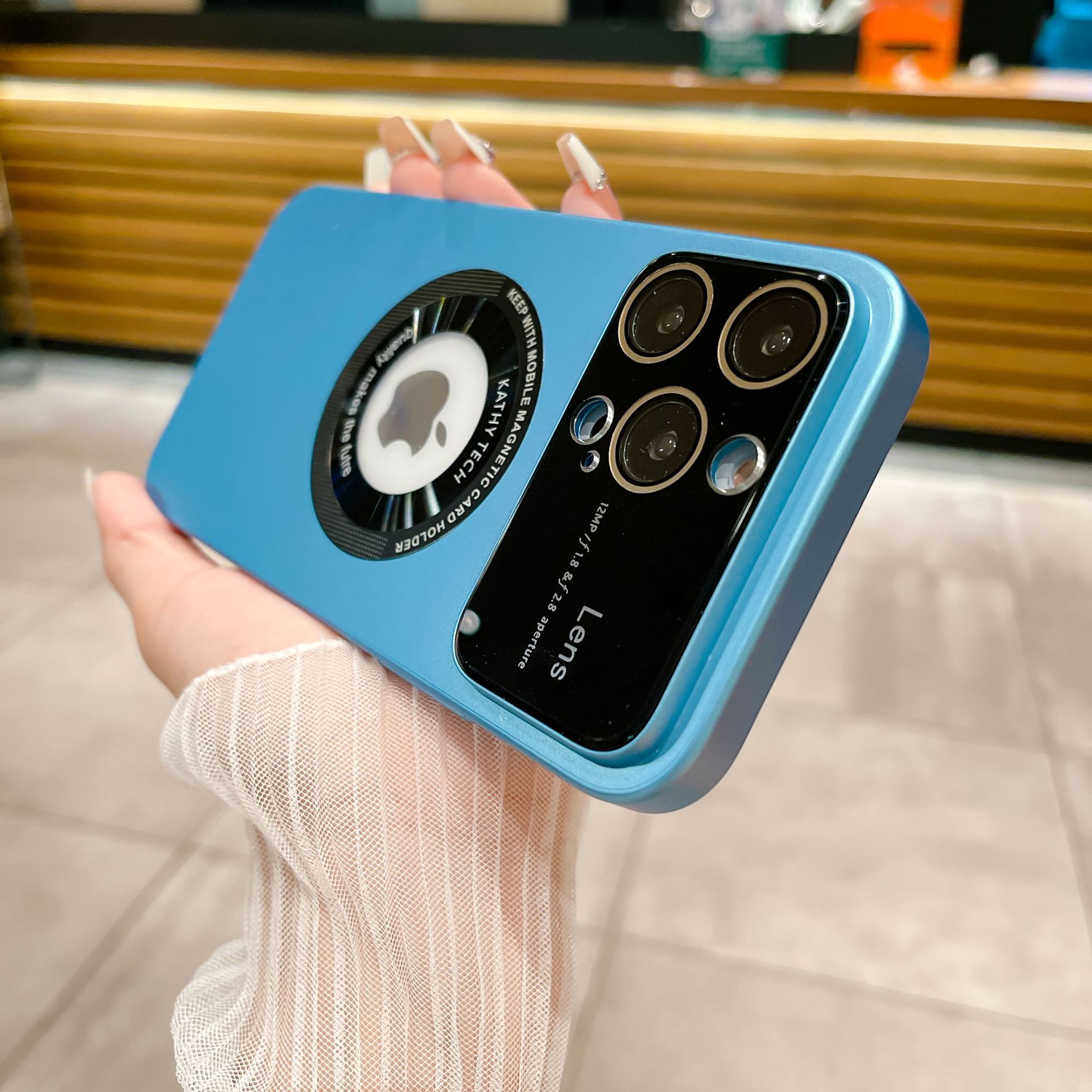 Oil injection large window shock-proof magnetic iPhone Case - Image 5