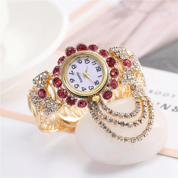 Trend Fashion Ladies Wrist Watches With Diamonds Golden Quartz Female Bracelet Watches