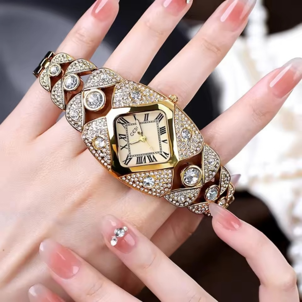 Women Bracelet Watches Fashion Elegant Rhinestone High Quality Wrist Watches