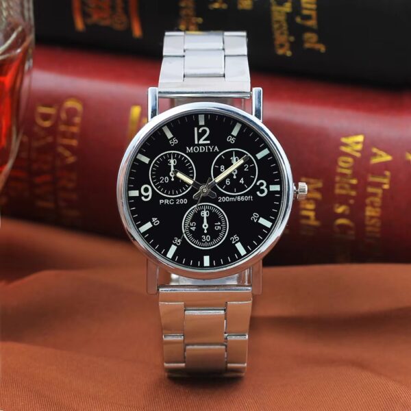 Luxury Sports Quartz Watch for Men Latest Business Metal Alloy Case